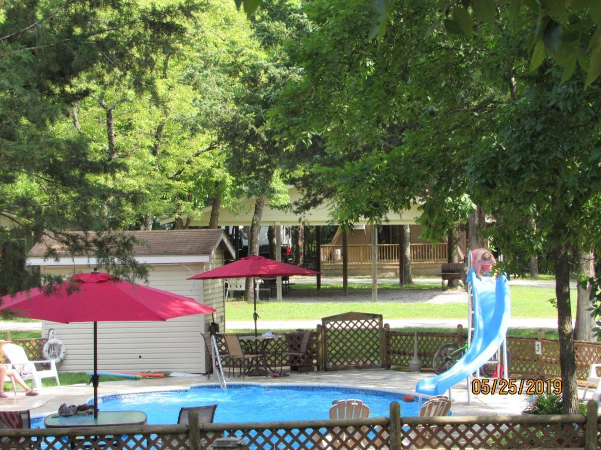Bar M Resort & Campground ブランソン・ウェスト エクステリア 写真